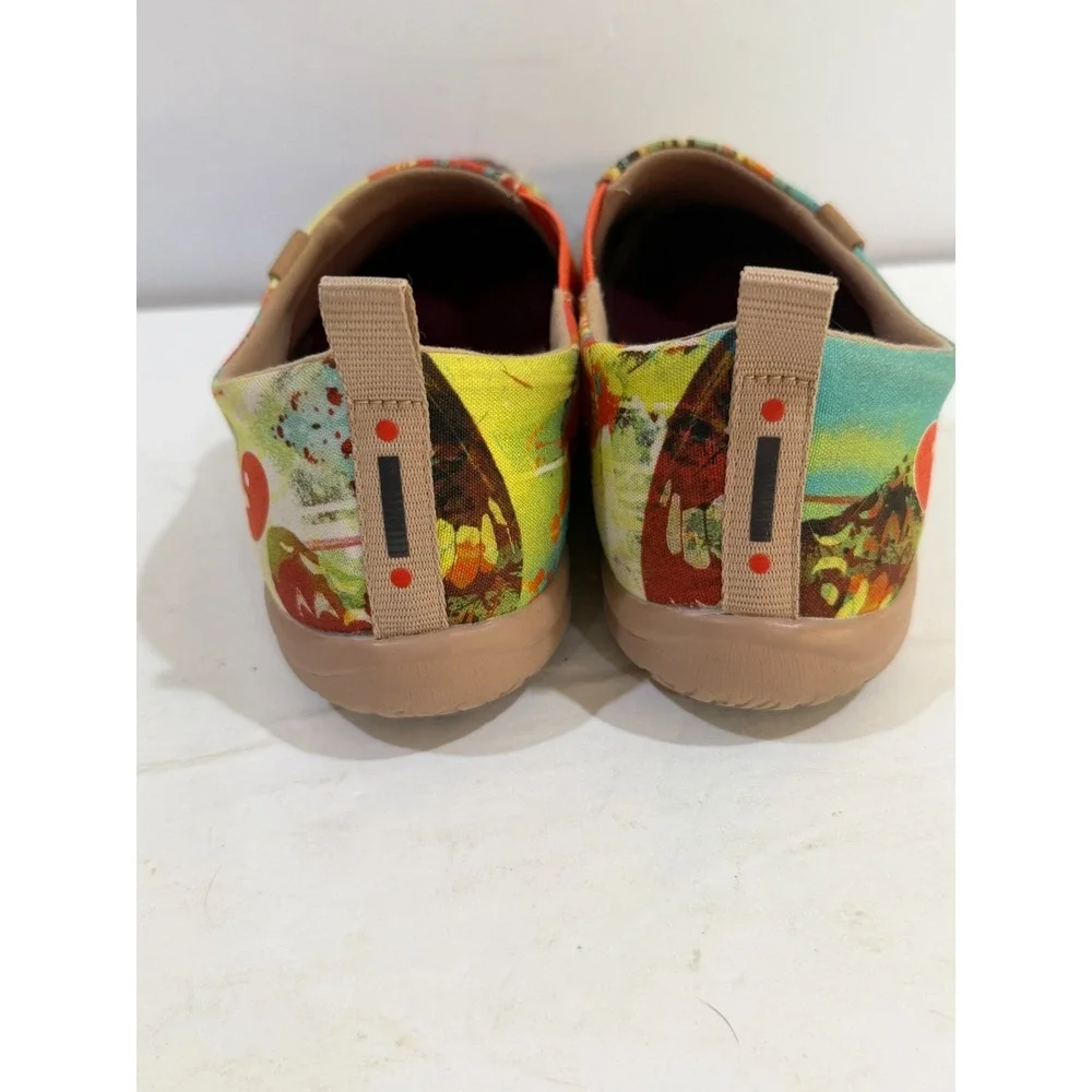UIN Toledo Loafers Women's Size 8 Slip On Comfort Shoes Butterfly Artsy